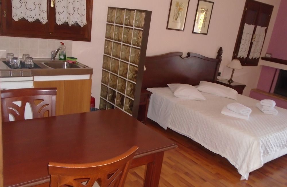 Hotel Aglaida Apartments Tsagarada Exterior photo